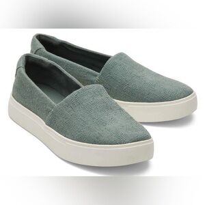Tom’s Kameron Slip On Sneaker, Size 9
